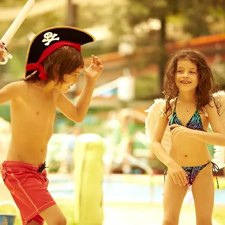Hillside Beach Club-3